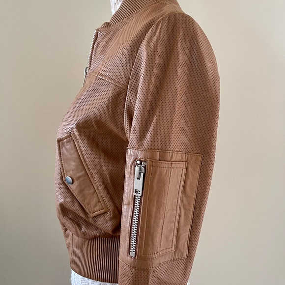 New Leather bomber jacket women Walter Baker size L,runs M-L org $459 - Picture 9 of 13